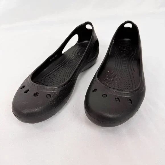 NEW Crocs Womens Size 10 Kadee Ballet Flats Black Rubber Water Sandals Shoes - Picture 2 of 7